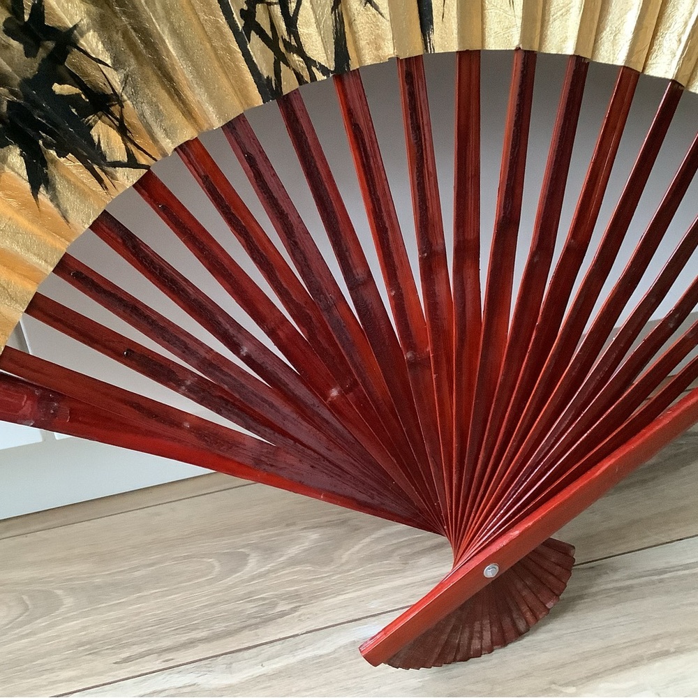 New Bamboo Wall Fan Vintage Handpainted - Picture 6 of 6